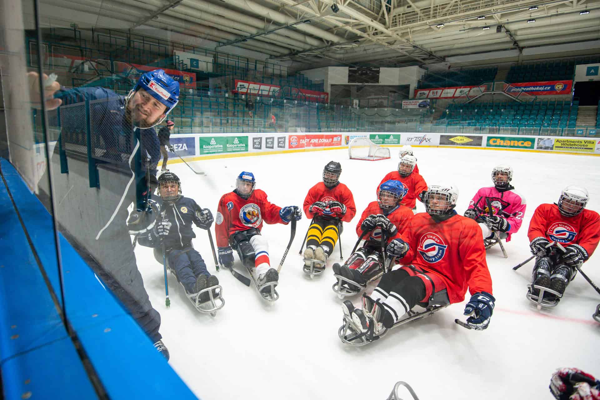 Přes dvacet para hokejových nadějí na kempu! Zkušenosti nováčkům předával i paralympijský vítěz